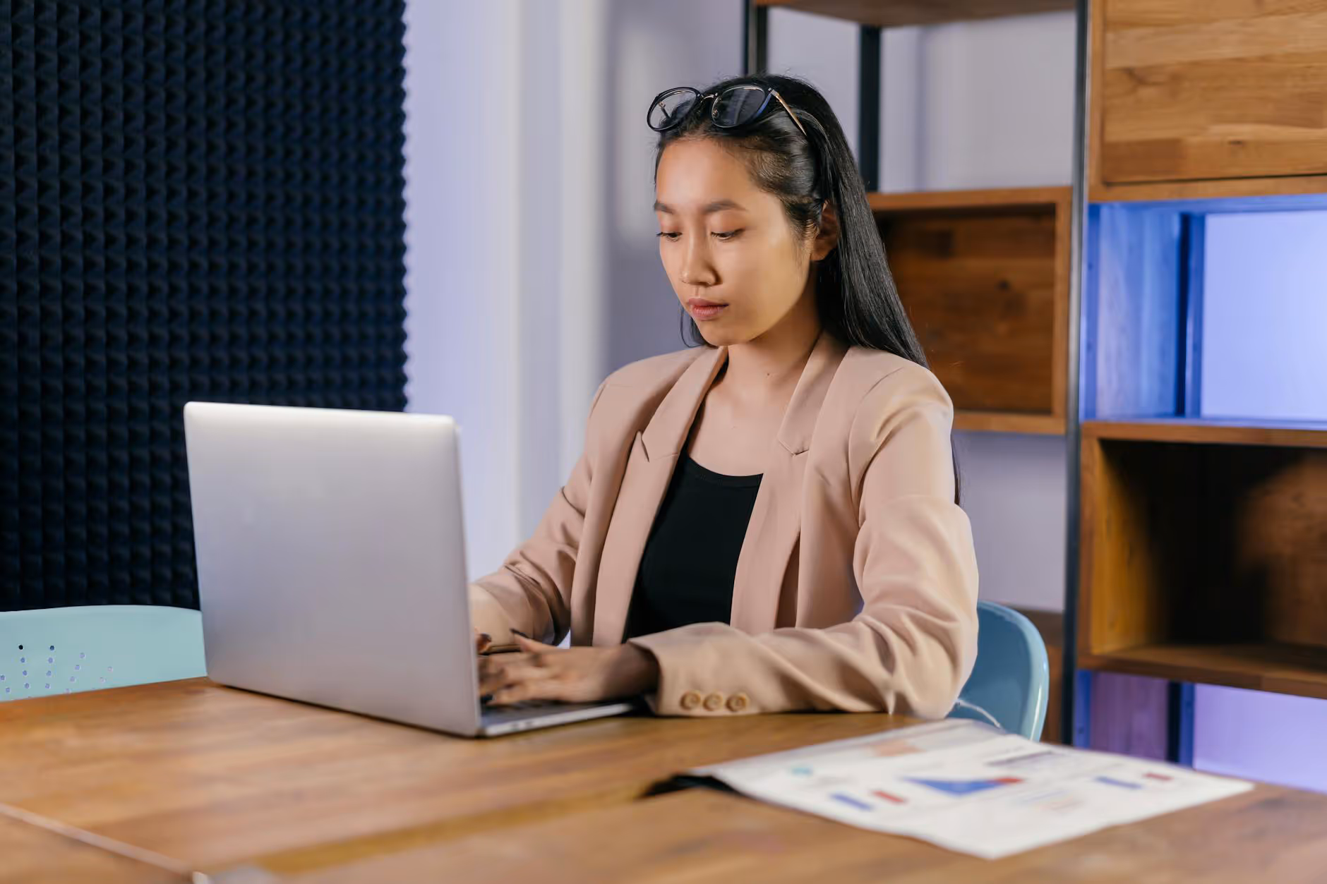 Chatbot RAG nghiệp vụ hải quan